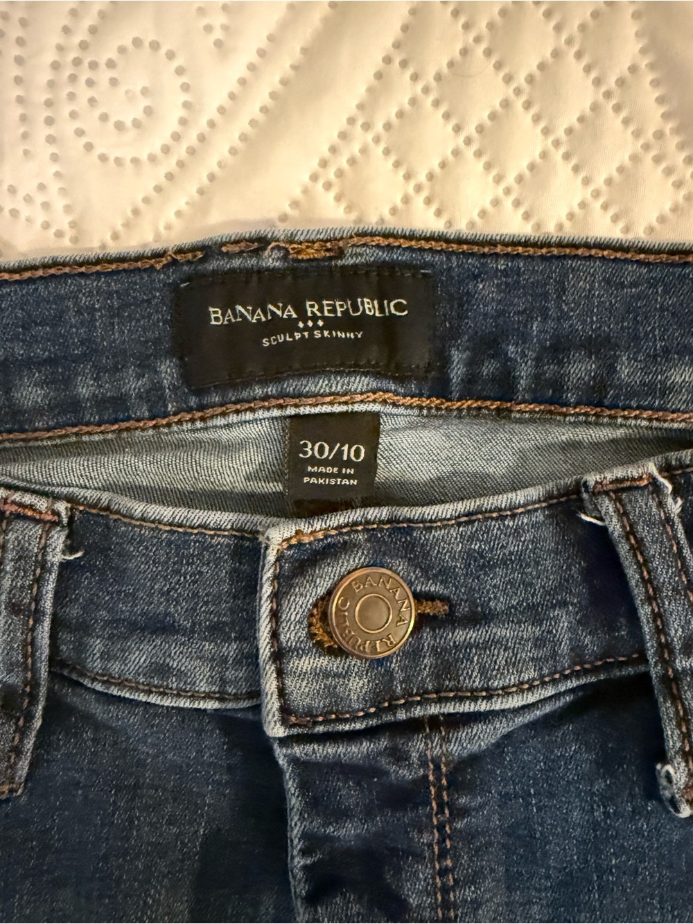 Banana Republic Women's Sculpt Skinny Jeans in Dark Blue Wash